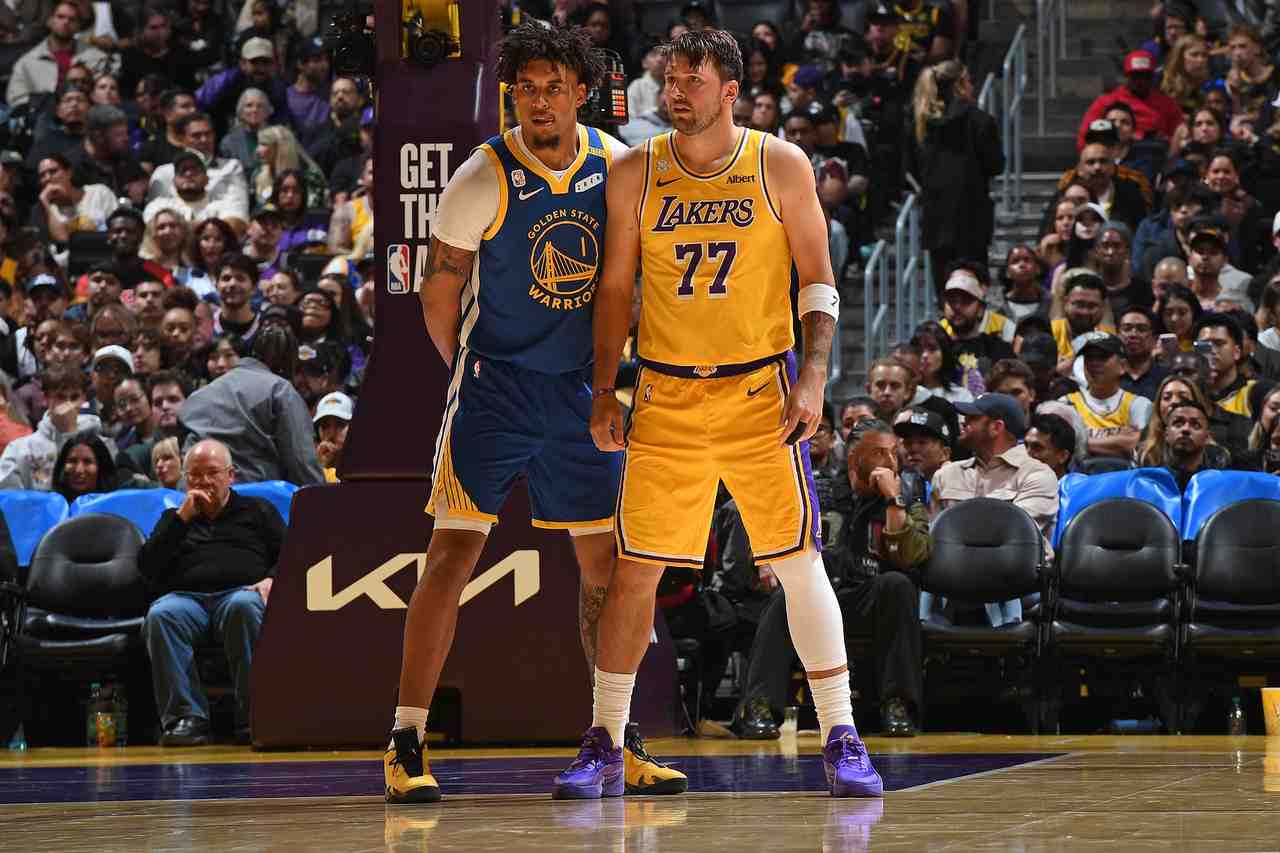 勇士自媒体:伦德博格主防东契奇时 后者6投仅中1记超远三分